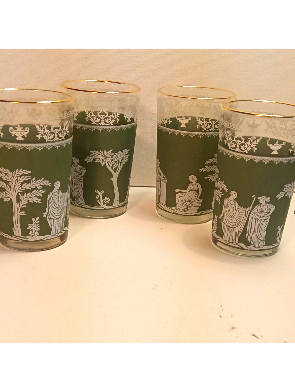 Set of 4 Green & White Decorated Glass Tumbler Glasses Classical Figure